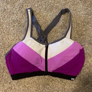 Victoria’s Secret Knockout Sports Bra size 34D